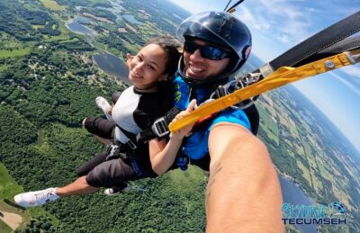 how much does skydiving cost